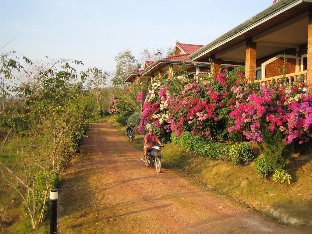 Freedom Estate Appartement Ko Lanta Buitenkant foto