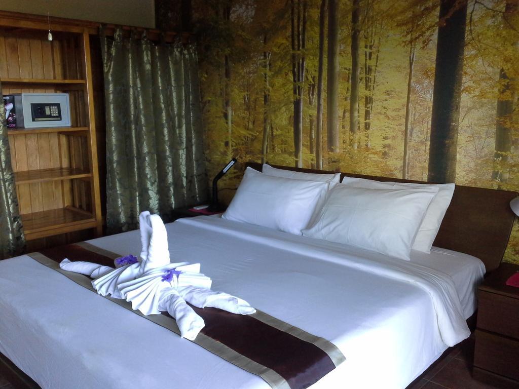 Freedom Estate Appartement Ko Lanta Kamer foto